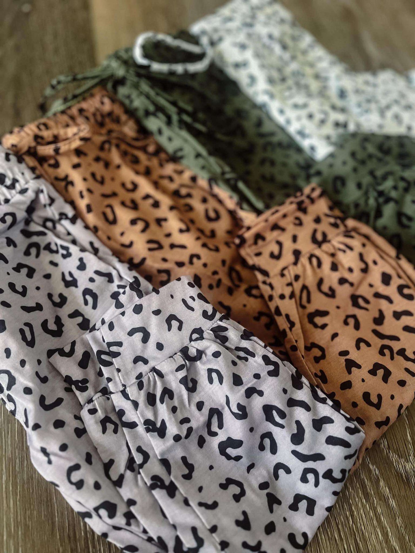 Girls Leopard Joggers